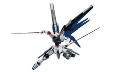 Gundam 1/100 MG Seed ZGMF-X10A Freedom Gundam 2.0 Model Kit