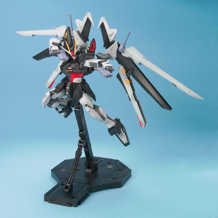 Gundam 1/100 MG Seed CE:73: Stargazer GAT-X105E+AQM/E-X09S Strike Noir Model Kit