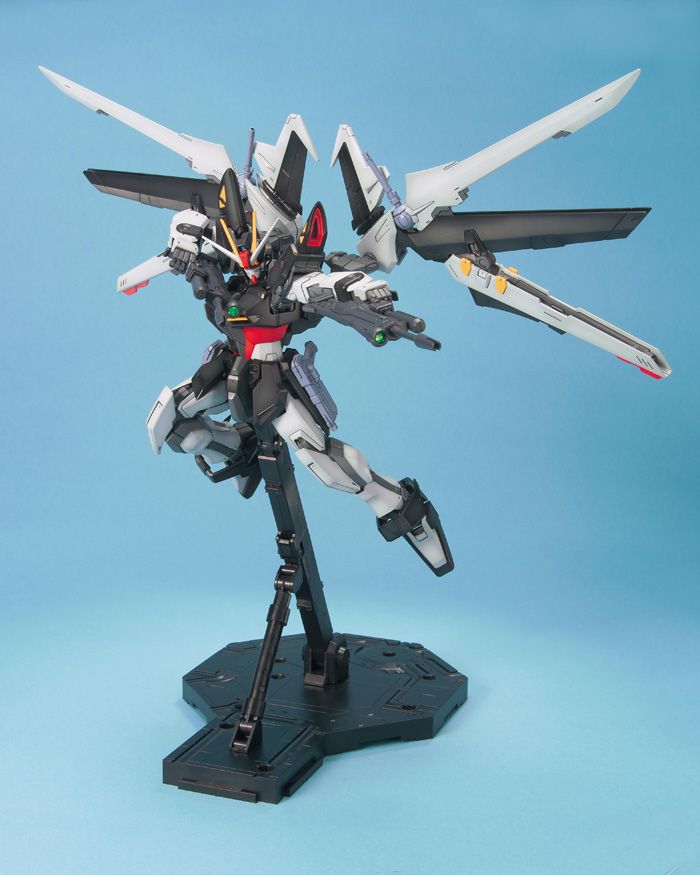 Gundam 1/100 MG Seed CE:73: Stargazer GAT-X105E+AQM/E-X09S Strike Noir Model Kit