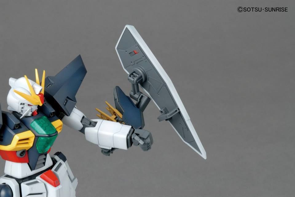 Gundam 1/100 MG After War Gundam X GX-9901-DX Double X Model Kit