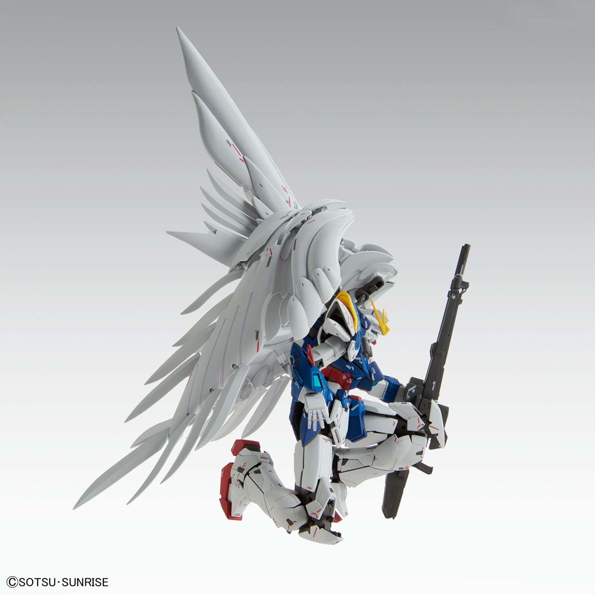 Gundam 1/100 MG Endless Waltz XXXG-00W0 Wing Gundam Zero (EW) Ver. Ka [Wing Zero Custom] Model Kit