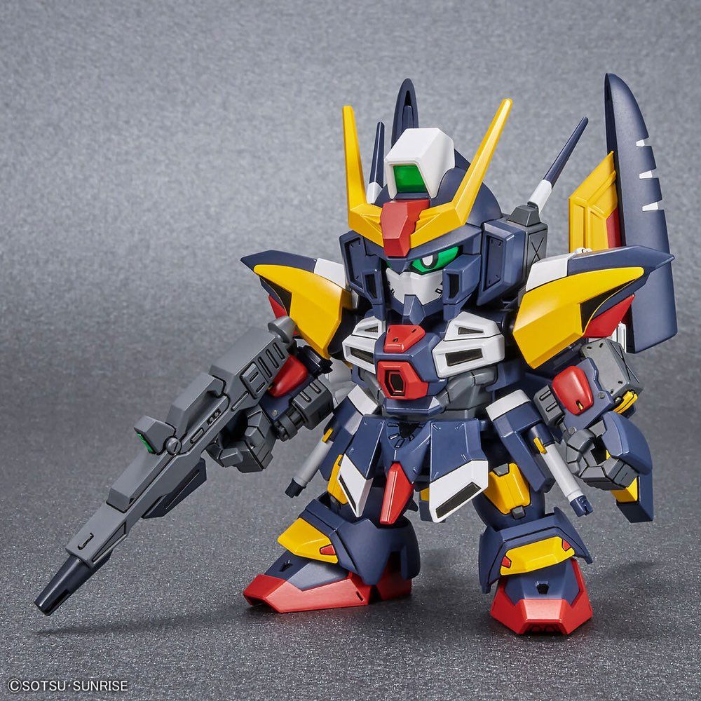 Gundam SDCS Cross Silhouette Tornado Gundam Model Kit